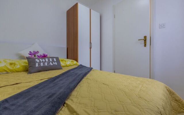 Apartments Mirjana