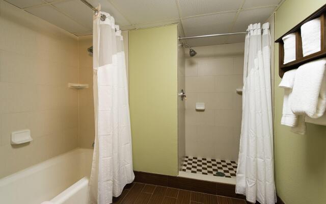 DoubleTree by Hilton Wilmington, NC