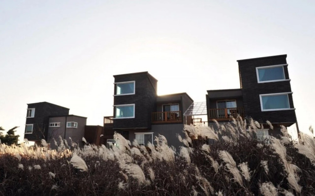 Gangneung Gyeongpo Holiday Pension