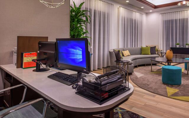 Homewood Suites by Hilton Jacksonville Downtown-Southbank