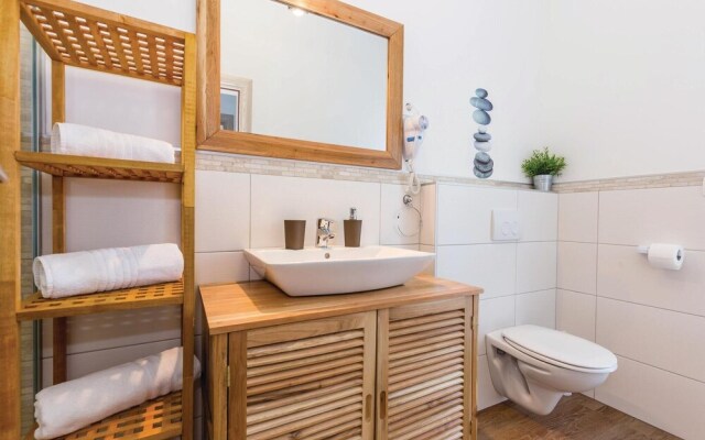 Awesome Home in Selce With Wifi and 4 Bedrooms