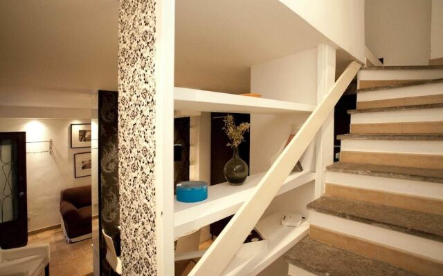 Colosseum Secret Apartment