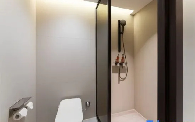 Vienna Classic Hotel (Zhongsujin Street Store, Manzhouli)
