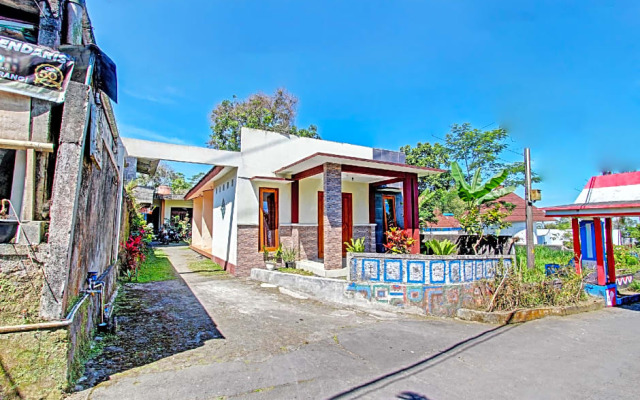 OYO 92884 Agustha Homestay