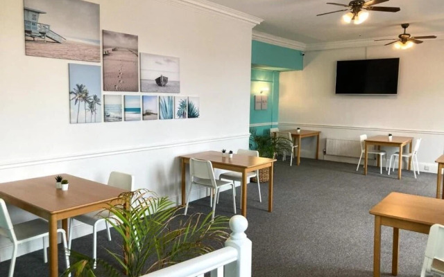 Beach Hotel Torbay
