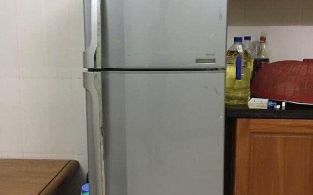 Hang Thuong Hostel