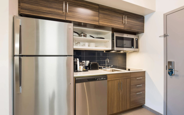 MainStay Suites Gaylord