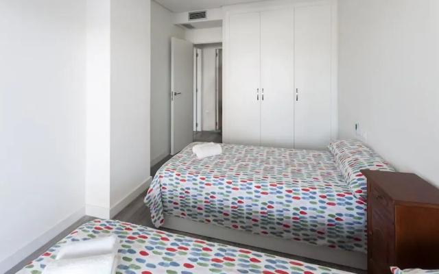 Brezo in Oliva With 2 Bedrooms and 2 Bathrooms