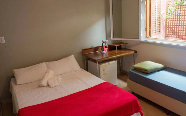 Garoa Hostel