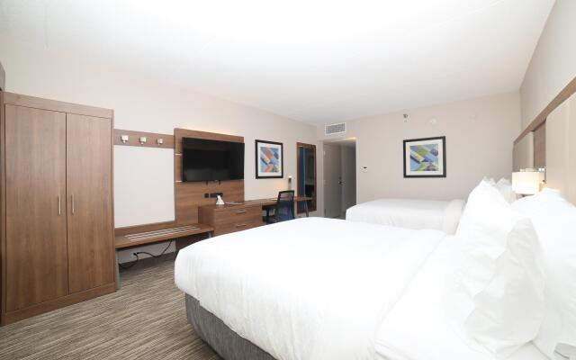 Holiday Inn Express Naperville by IHG
