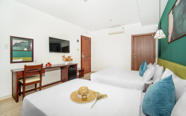 May Beach Hotel – Guest Rooms – Da Nang