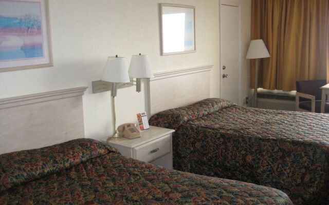 Oasis Hotel
