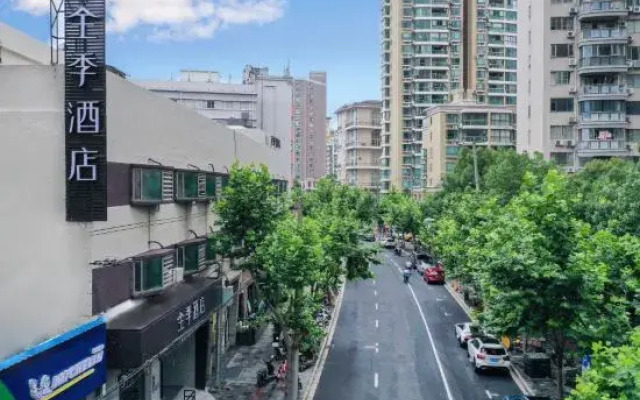 Ji Hotel Shanghai Kaixuan Road