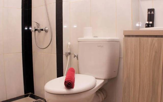 Fancy And Nice Studio At Grand Kamala Lagoon Apartment