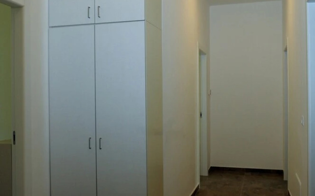 Della Torre Rooms