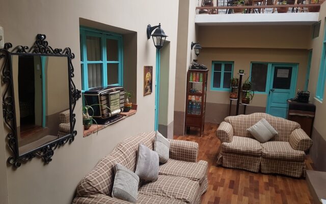 Hospedaje Milenio - Hostel