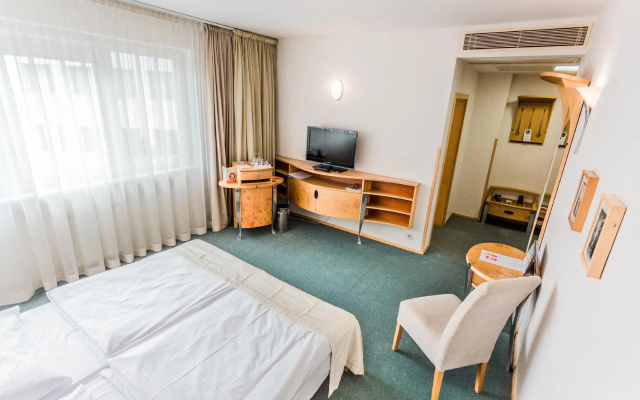 Hotel SET