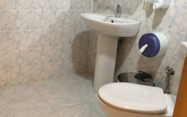Minaz Motel