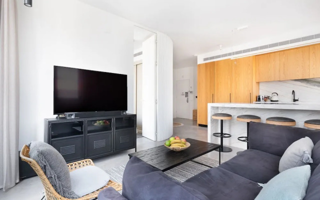 Ecletic by TLV2RENT