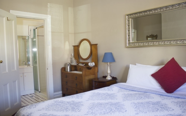 Glenella Guesthouse