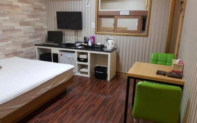 K7 Motel