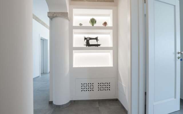 Stunning Villa Surrounded by Olive Trees - Beahost