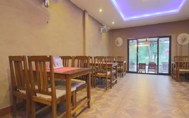 Oyo 355 River Park International Resort