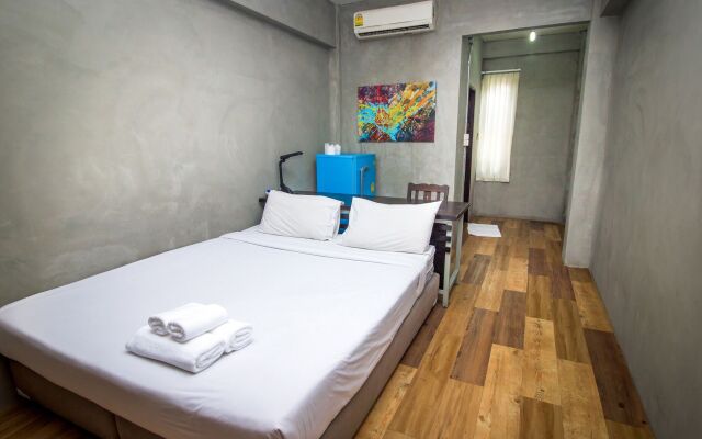 B2 Santitham Boutique and Budget Hotel