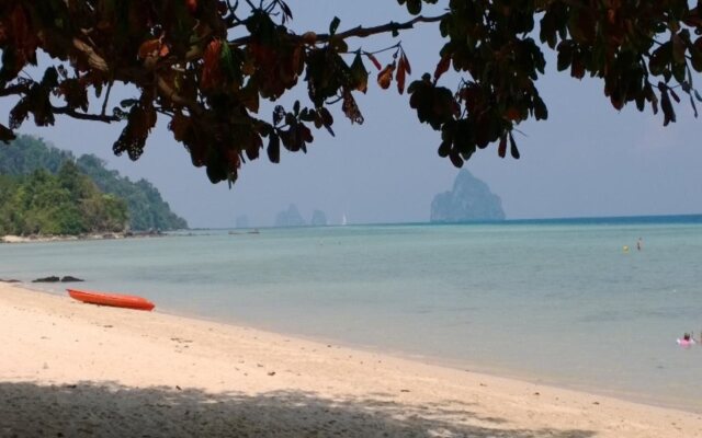 Reef Resort