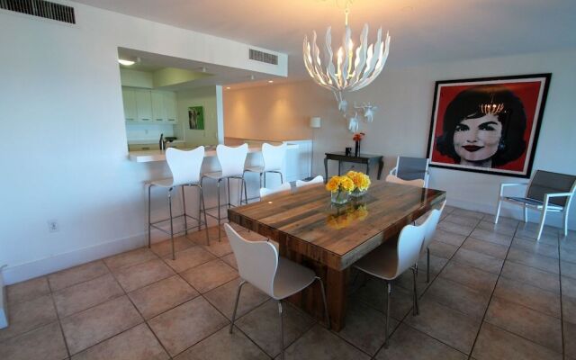 Soleil Apartments at Castle Beach Club