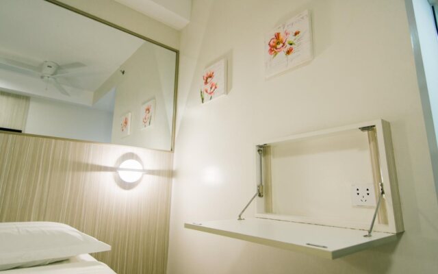 Travelite Express Hotel