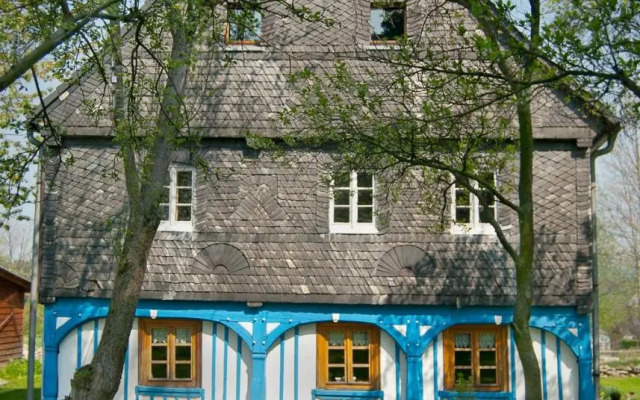 Dom Przysłupowy Educare