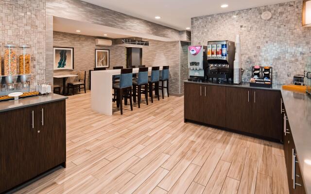 Best Western Plus Fairfield Hotel