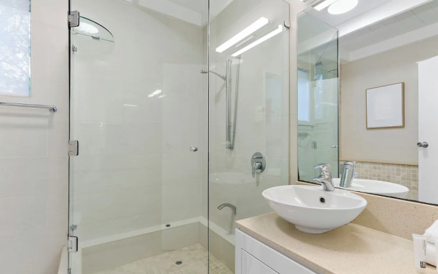 Edgewater Collection by Stay Noosa