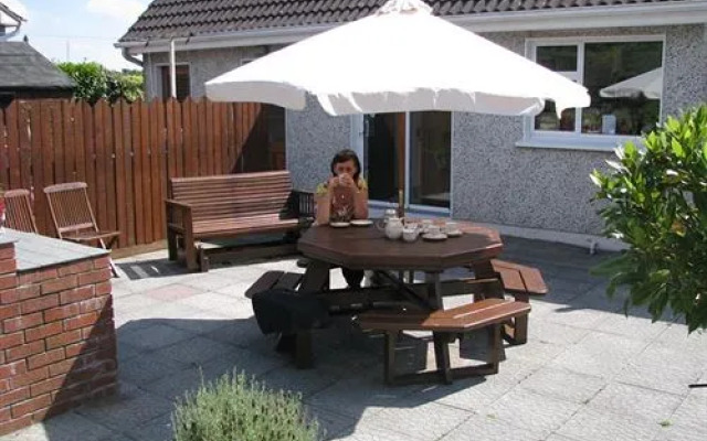 Rosewood Bed & Breakfast