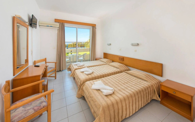 Bayside Hotel Katsaras