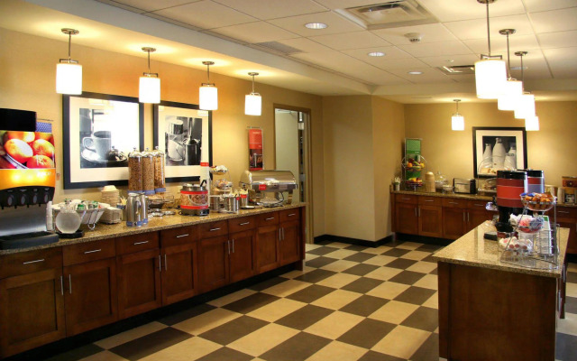 Hampton Inn Waynesburg