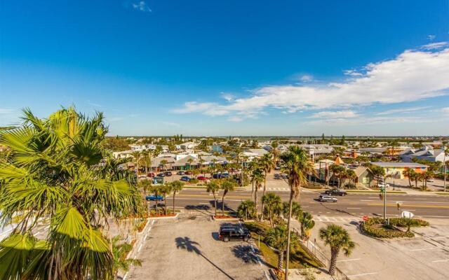 503 Madeira Norte Condo