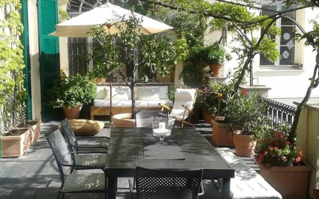 Valery Guest House