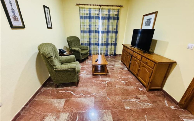 Hotel Albohera Playa by Belvilla Resorts-suite