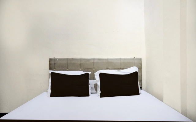 Hotel O Medan near Sun Plaza formerly Medan Baru House – Guest Rooms – Medan