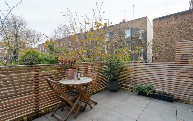 Contemporary Chic home in Kings Cross