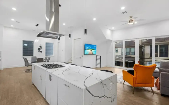 Spacious Houston 3bed3 Bath Family Townhome