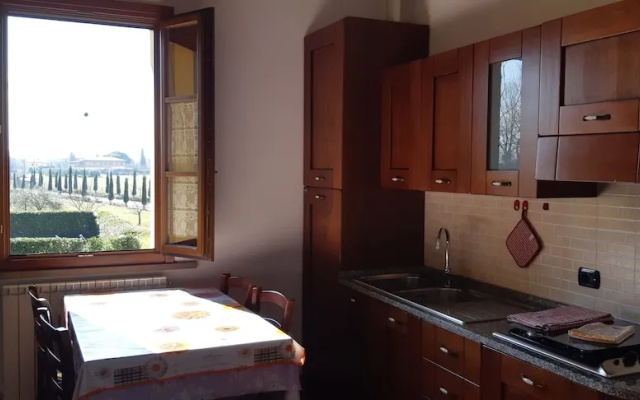 Glicine Apartment, No Kids Farmhouse up to 5 Adults