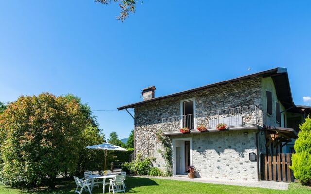 Peaceful Apartment in Grovedona Italy Near Lake