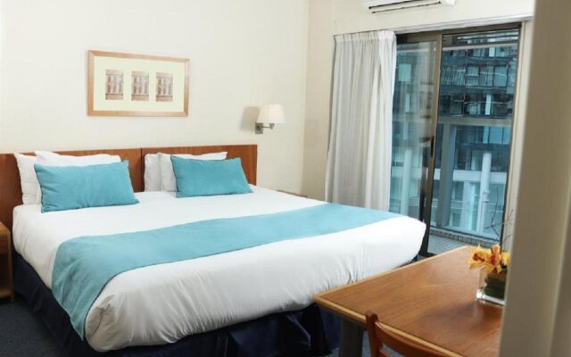 Le Petit Suites