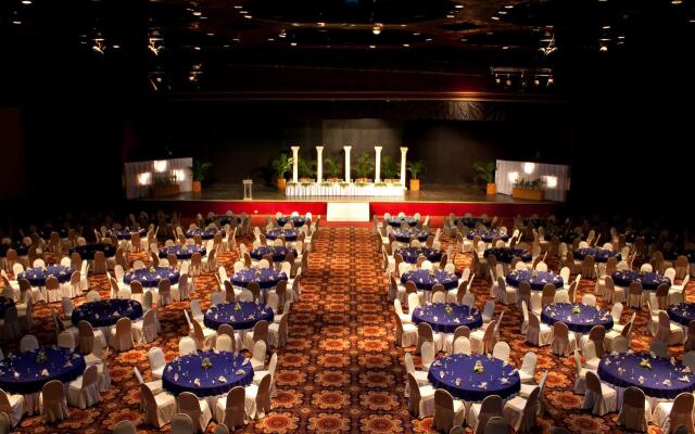 Waterfront Cebu City Hotel & Casino