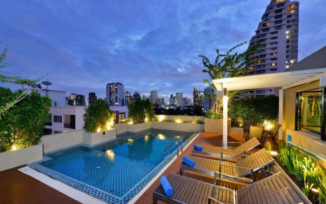 Ramada by Wyndham Bangkok Ten Ekamai Residences