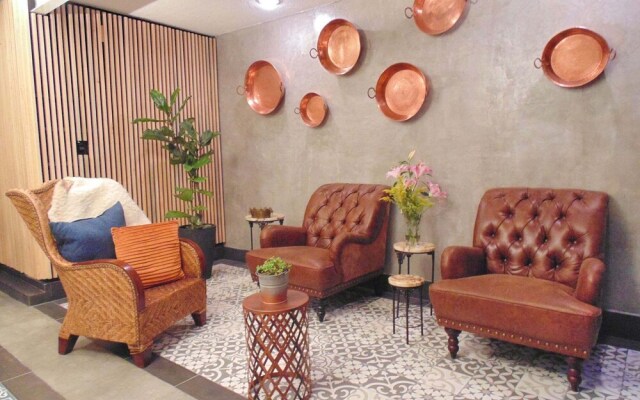 Suites Viveros de Coyoacan