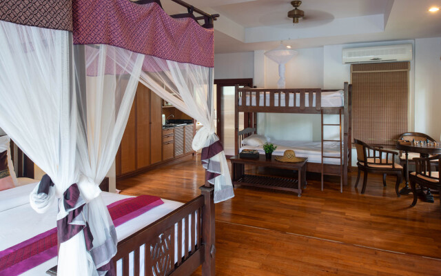 Royal Lanta Resort & Spa